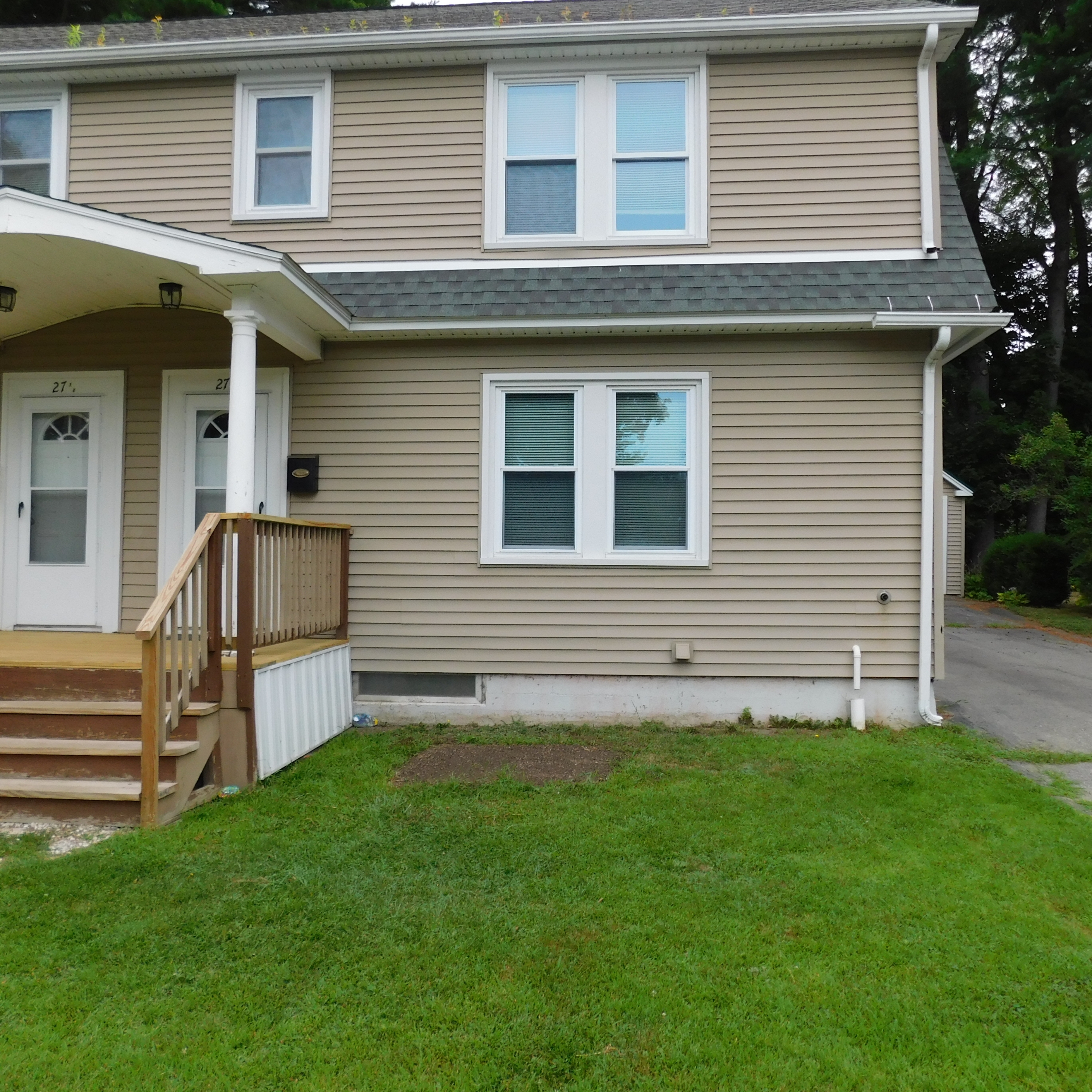 27 Johnson Heights - 1