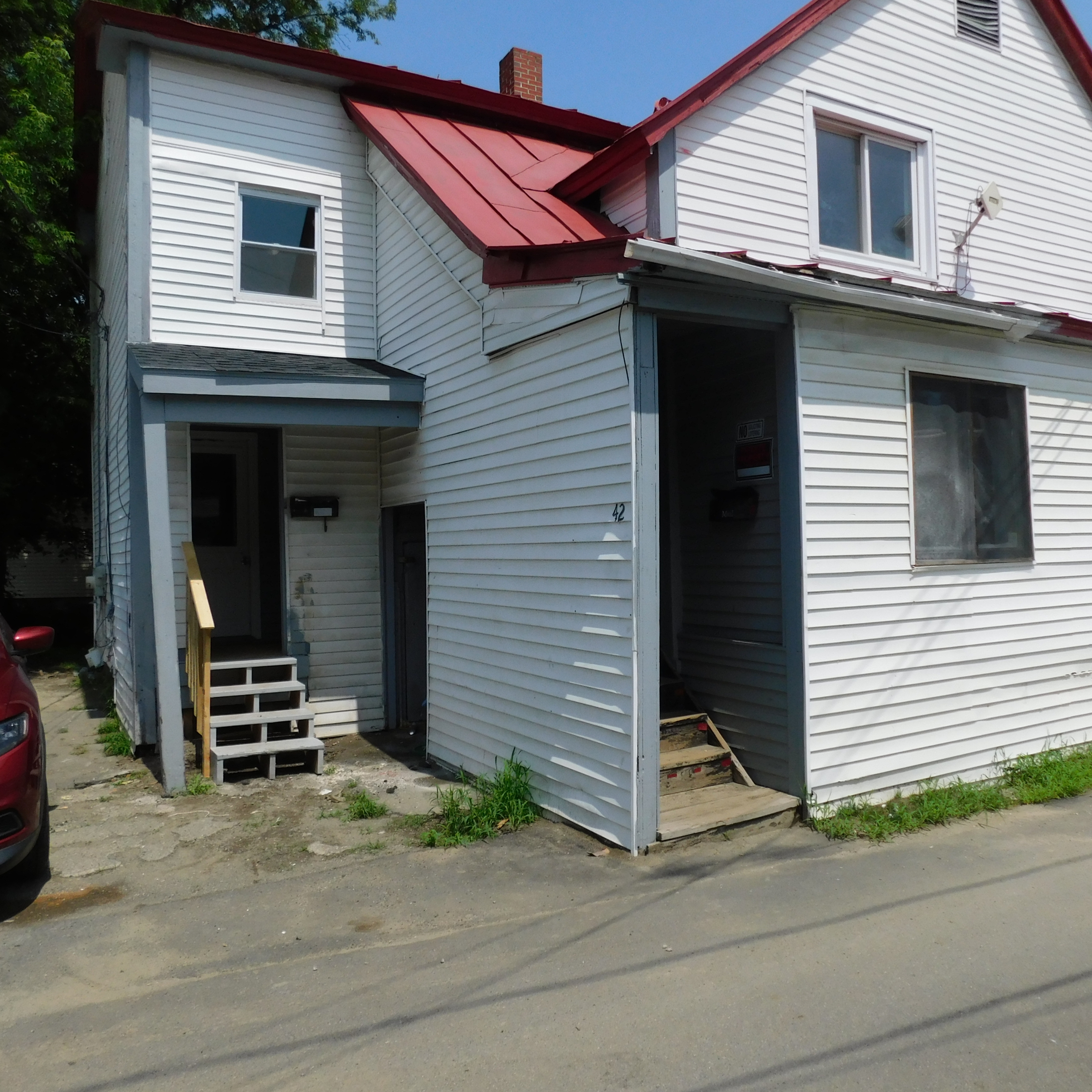 Property main image
