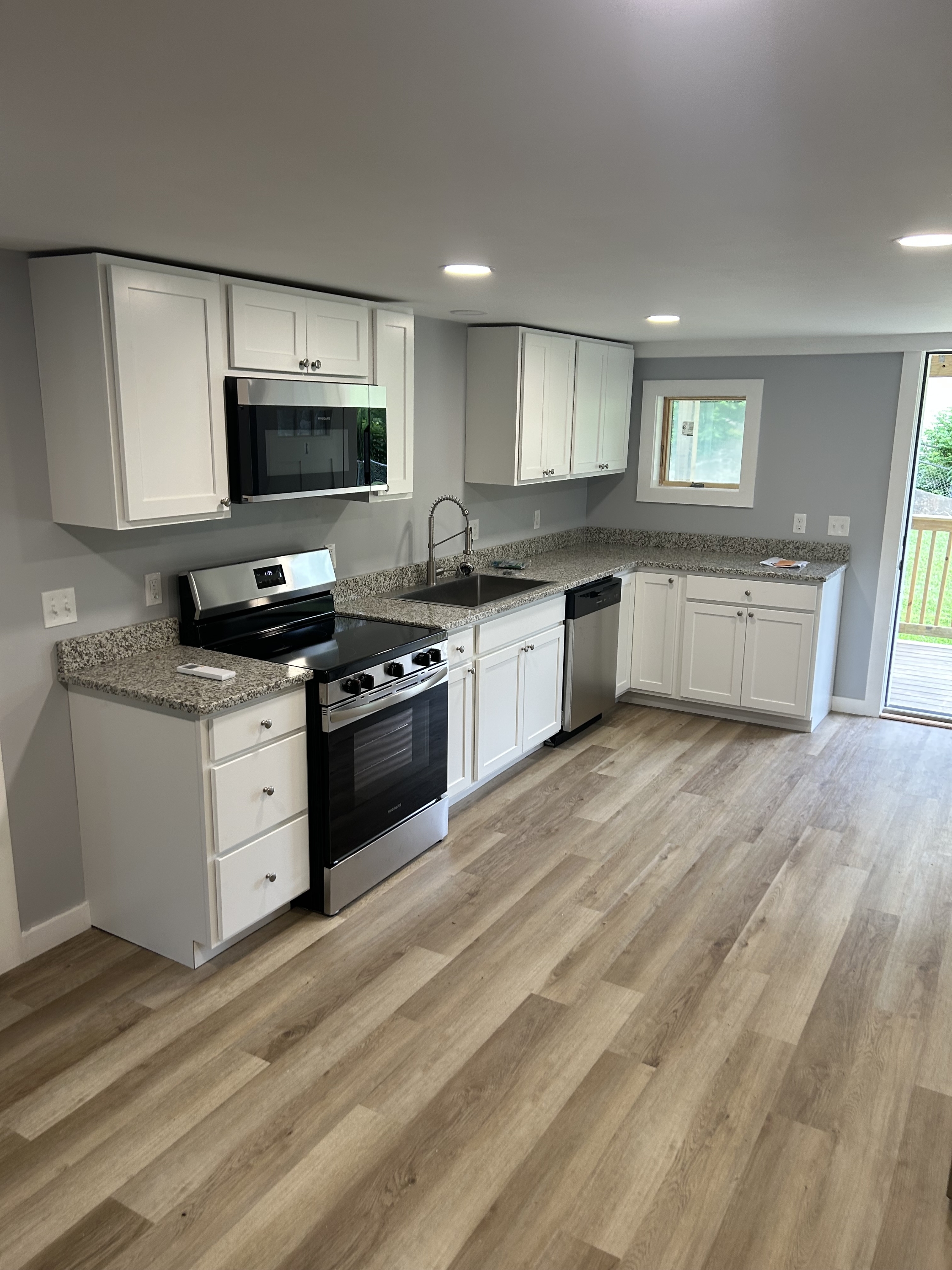 100 Mount Vernon Avenue - 1